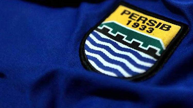Indosport - Ilustrasi jersey Persib Bandung.